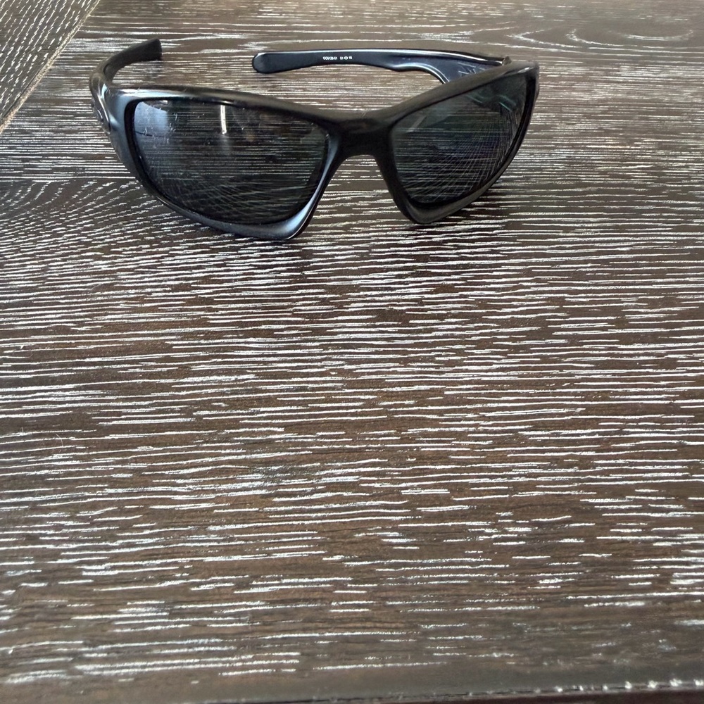 Oakley Sunglasses - Black